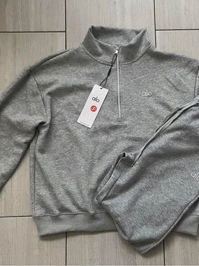Grey Quarter Zip Full Set
